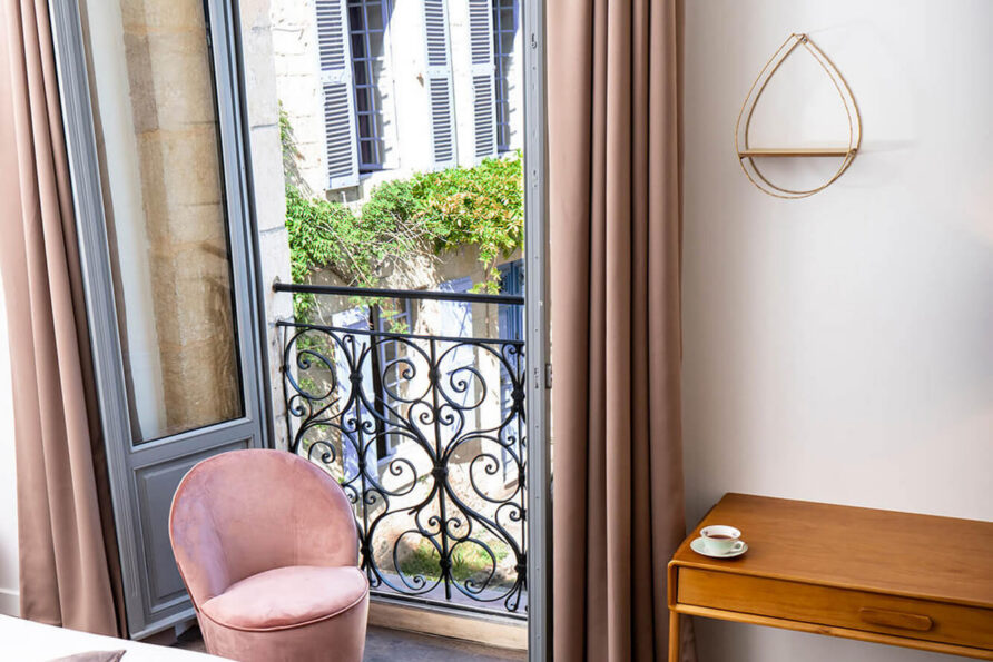 Chambre 1 spacieuse, confortable et lumineuse à Montignac-Lascaux