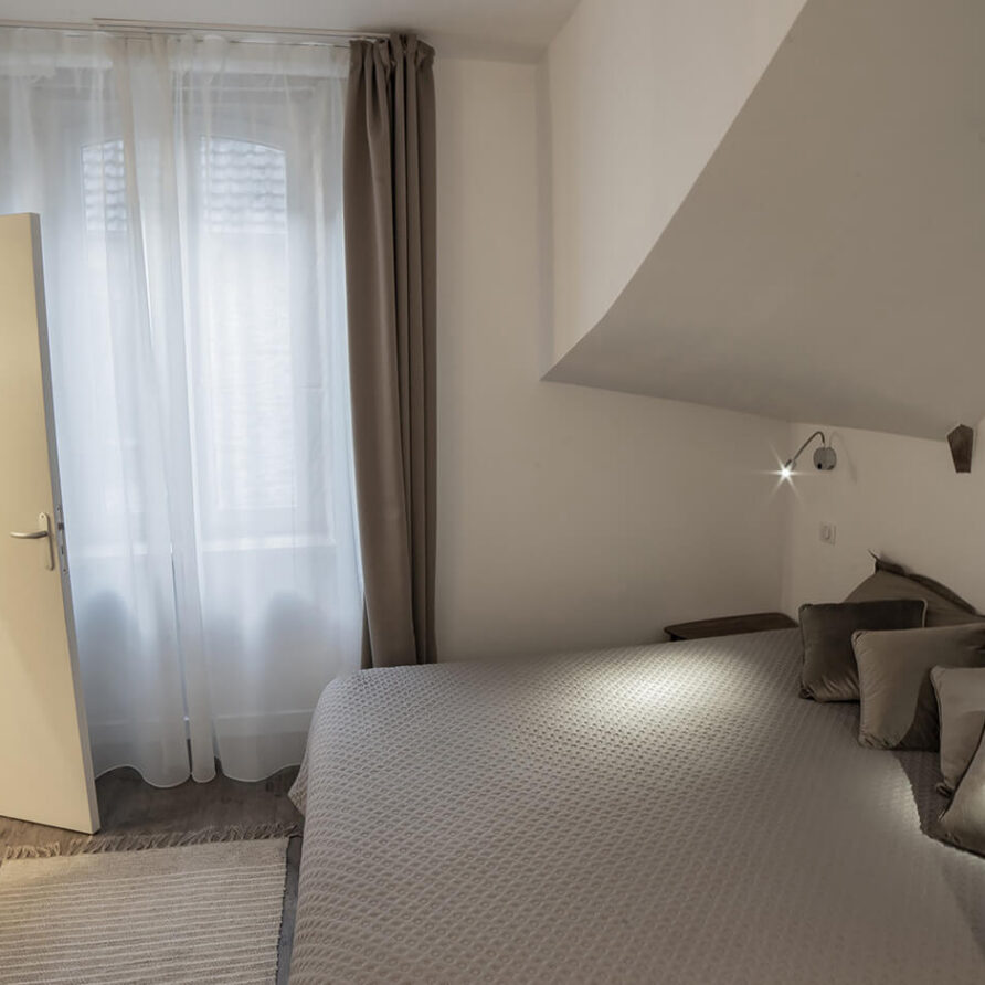 La chambre cosy de l'Atelier - Vue de la chambre